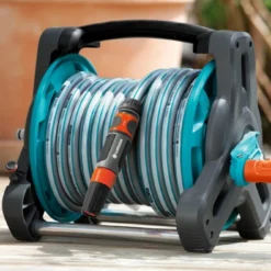 GARDENA Slanghouderset Classic + Slang 10m -Aanbiedingen Tuin Wonder Winkel gardena slanghouderset classic slang 10m 1619704762 l